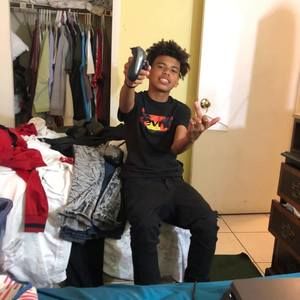 Meet your Posher, Isaiah